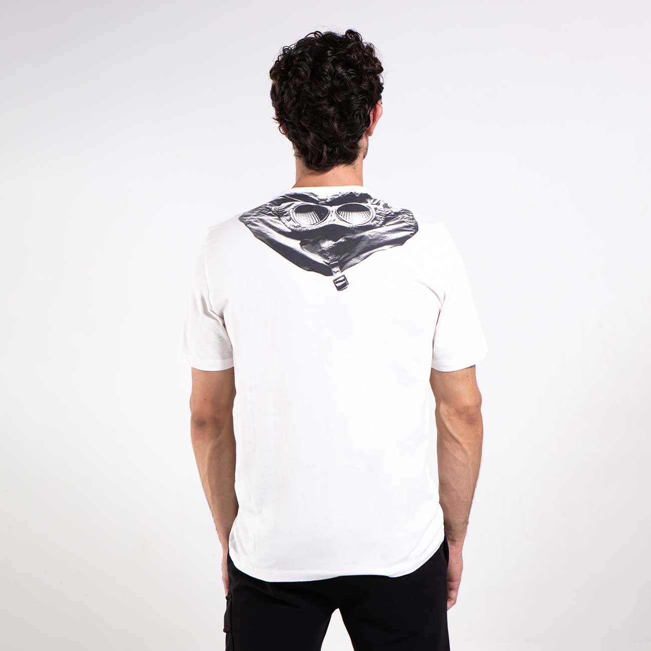 15CMTS044A005100W103-camiseta-blanca-goggle-print-cp company