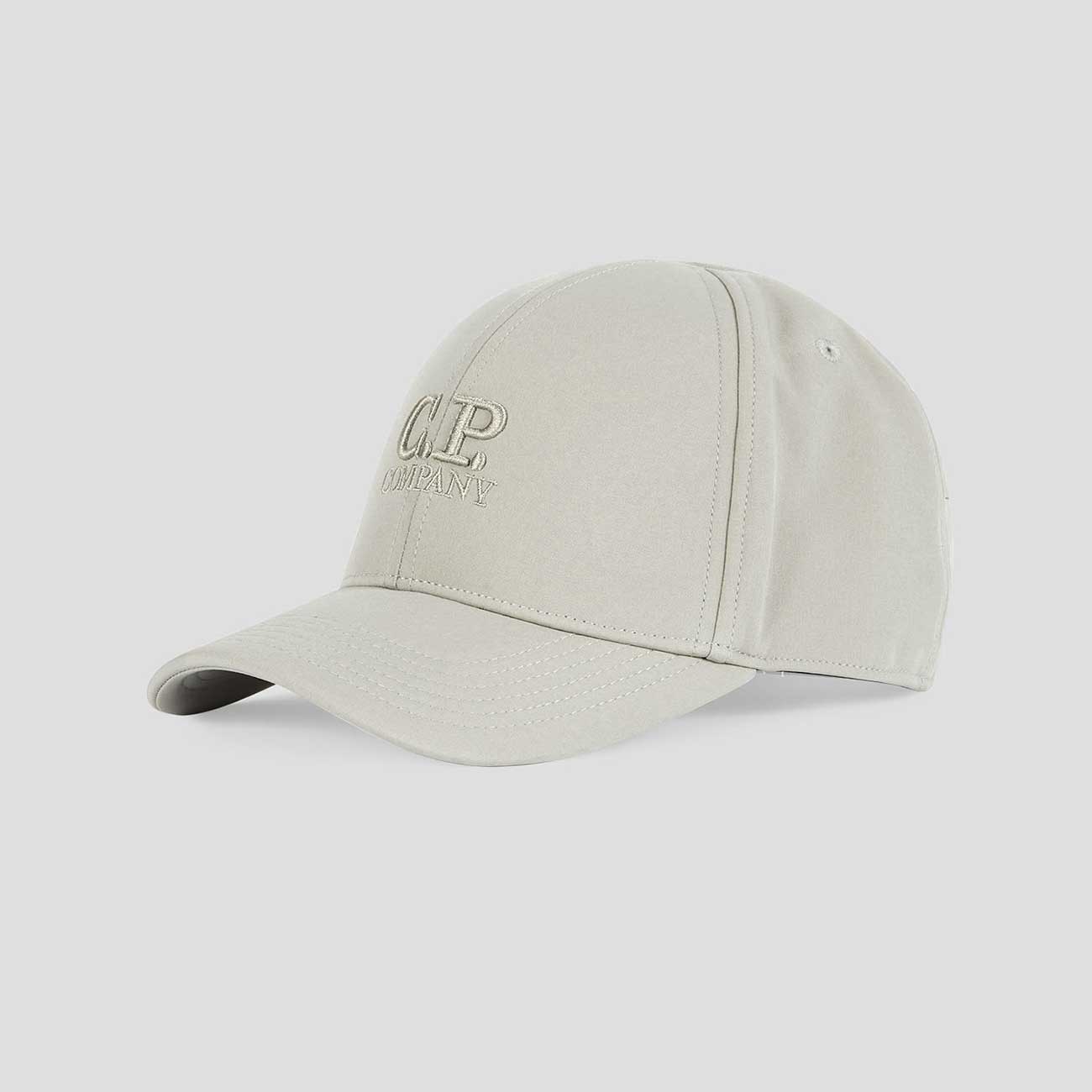 15CMAC078A006097A335-Gorra plata Shell-R Logo CP Company