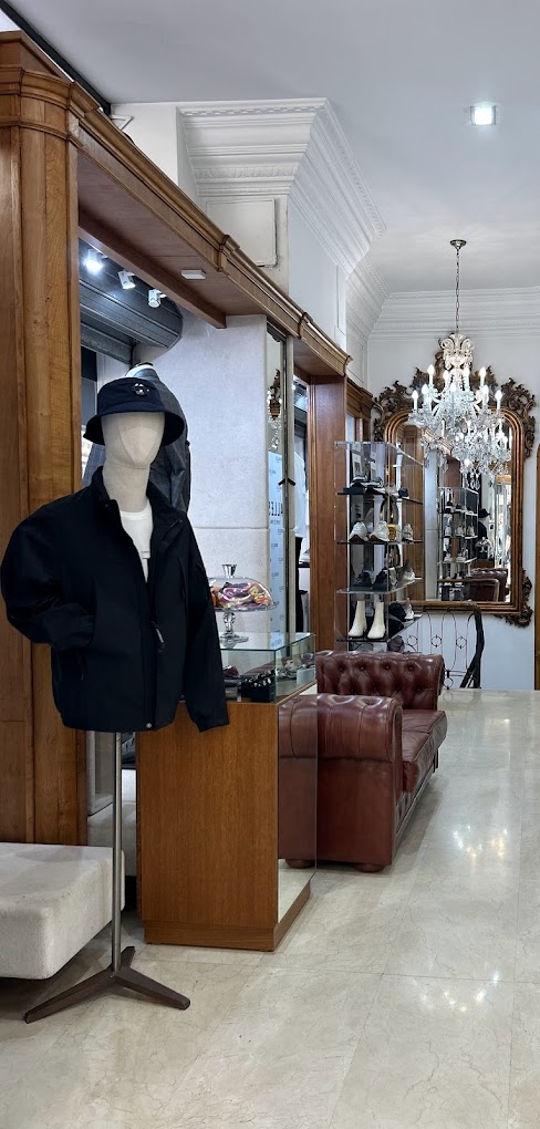 2023-12-28 Miralles Moda Premium en Valencia