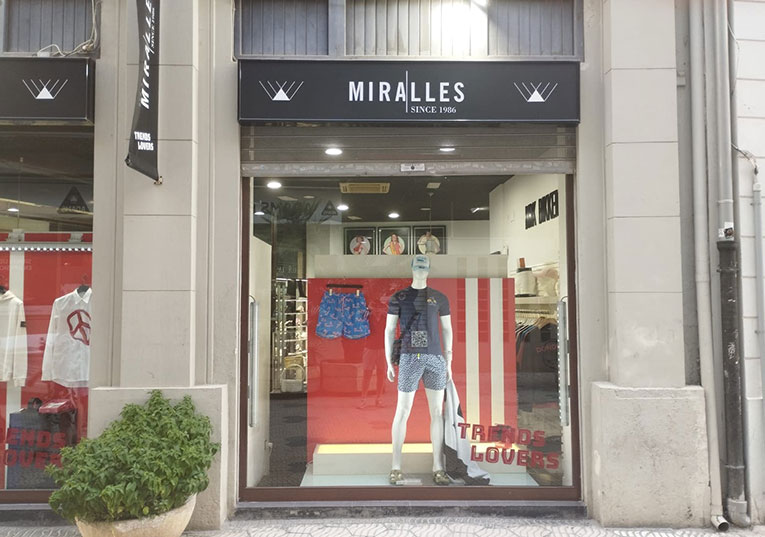 Eleven Valencia Moda Urbana y Streetwear